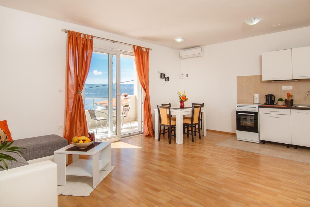 Apartments Villa Stari Koko Omiš Εξωτερικό φωτογραφία