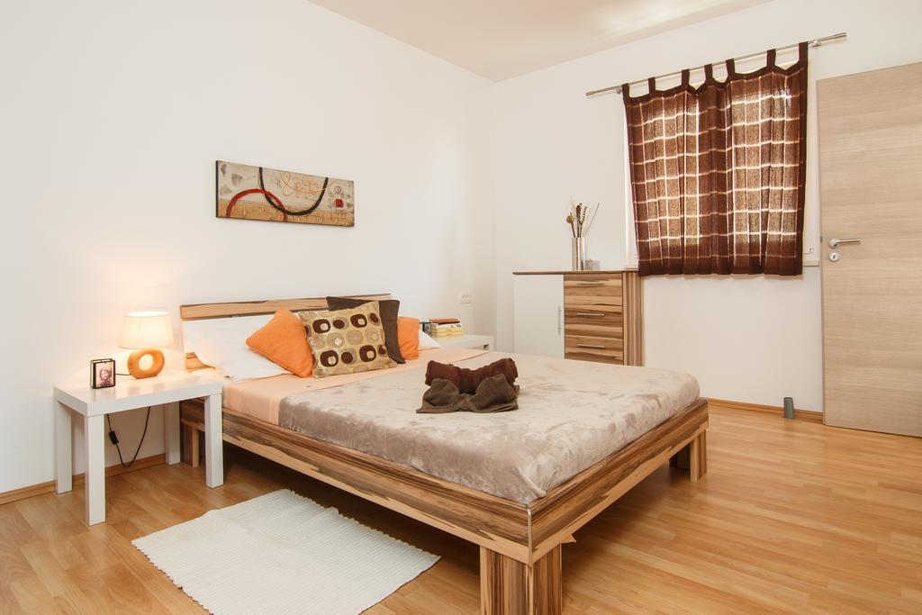 Apartments Villa Stari Koko Omiš Εξωτερικό φωτογραφία
